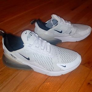 MEN'S 10.5 NIKE AIR MAX 270 CASUAL SHOES